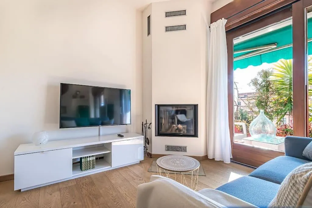 Enjoy Home - Attico Con Idromassaggio E Garage - Zona Sant'Antonio Itálie
