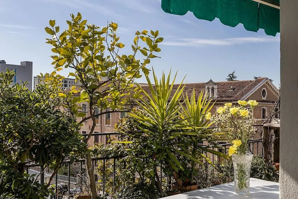 Enjoy Home - Attico Con Idromassaggio E Garage - Zona Sant'Antonio Padova