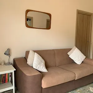 A Casa Di Giovi , Palermo Italia