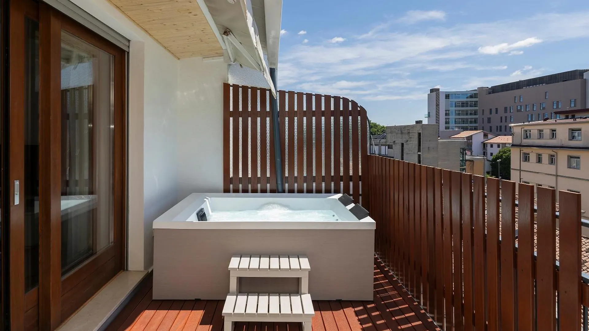 Enjoy Home - Attico Con Idromassaggio E Garage - Zona Sant'Antonio Padova Appartamento
